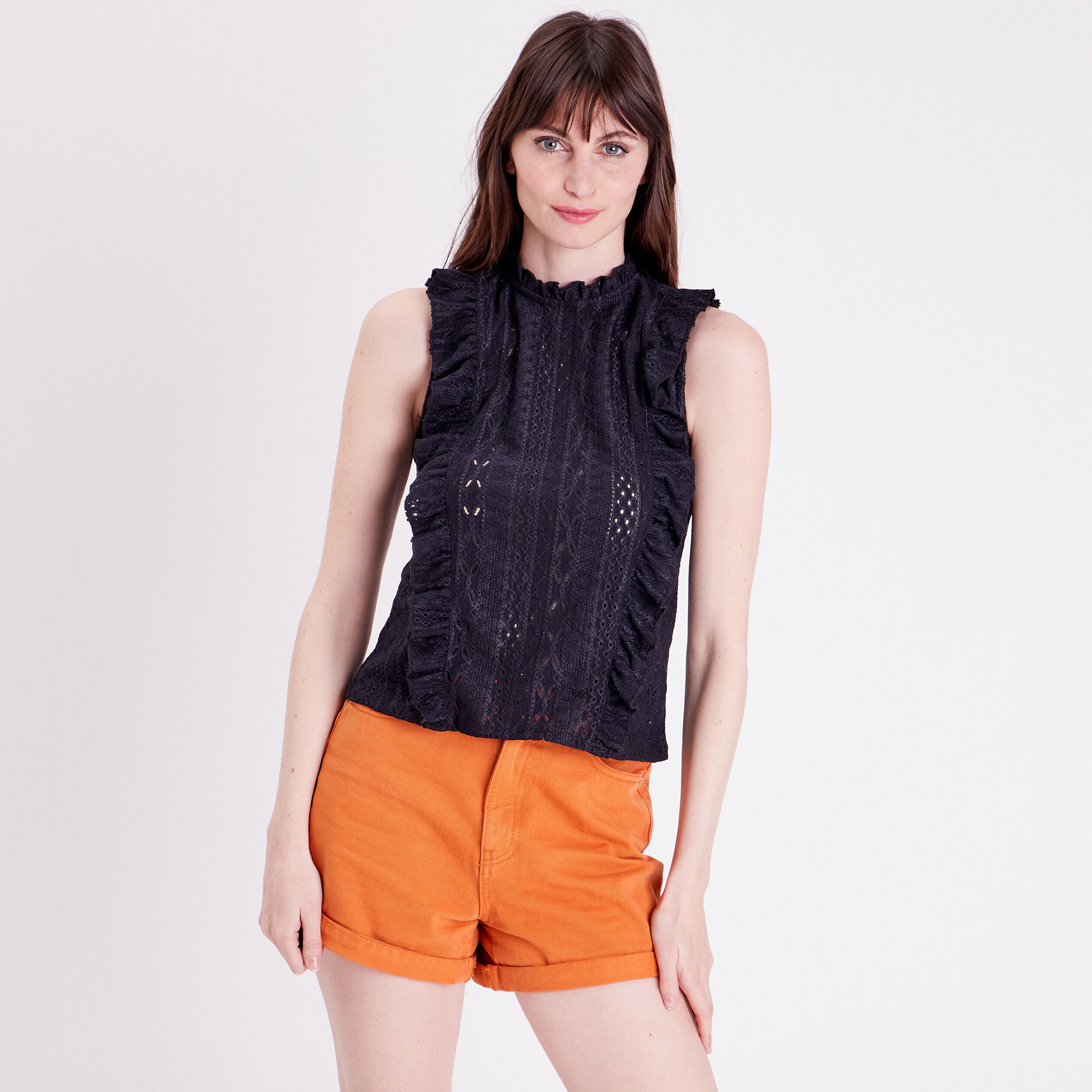 Blouse brodée avec volants noir femme | Cache Cache