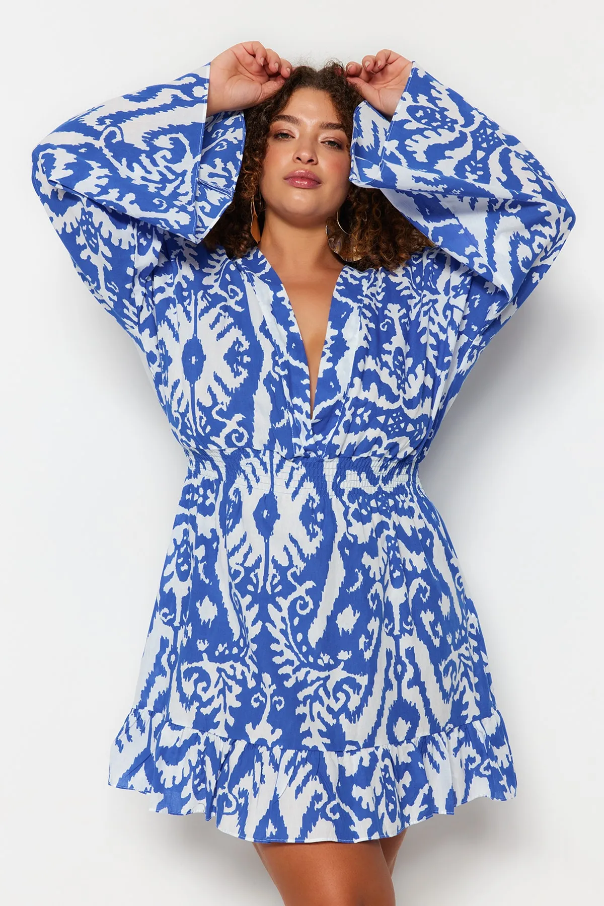 Trendyol Curve  Blaues ethnisches Skater-Mini-gewebtes Strandkleid in Übergröße TBBSS23AH00114