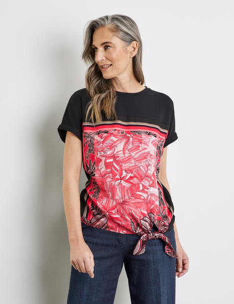 Kurzarmshirt mit Knotendetail und Frontprint