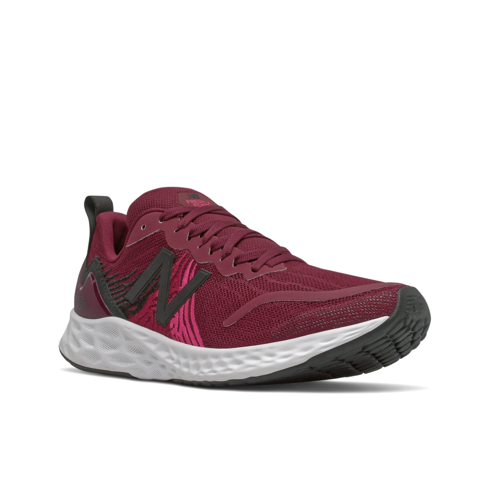 New Balance Fresh Foam Tempo WTMPOMP / rot