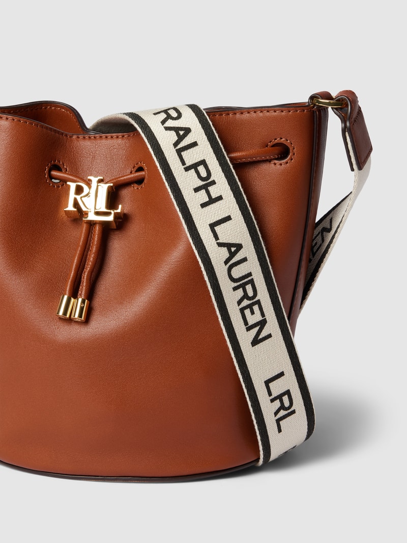 Bucket Bag mit Label-Detail Modell 'ANDIE' in cognac