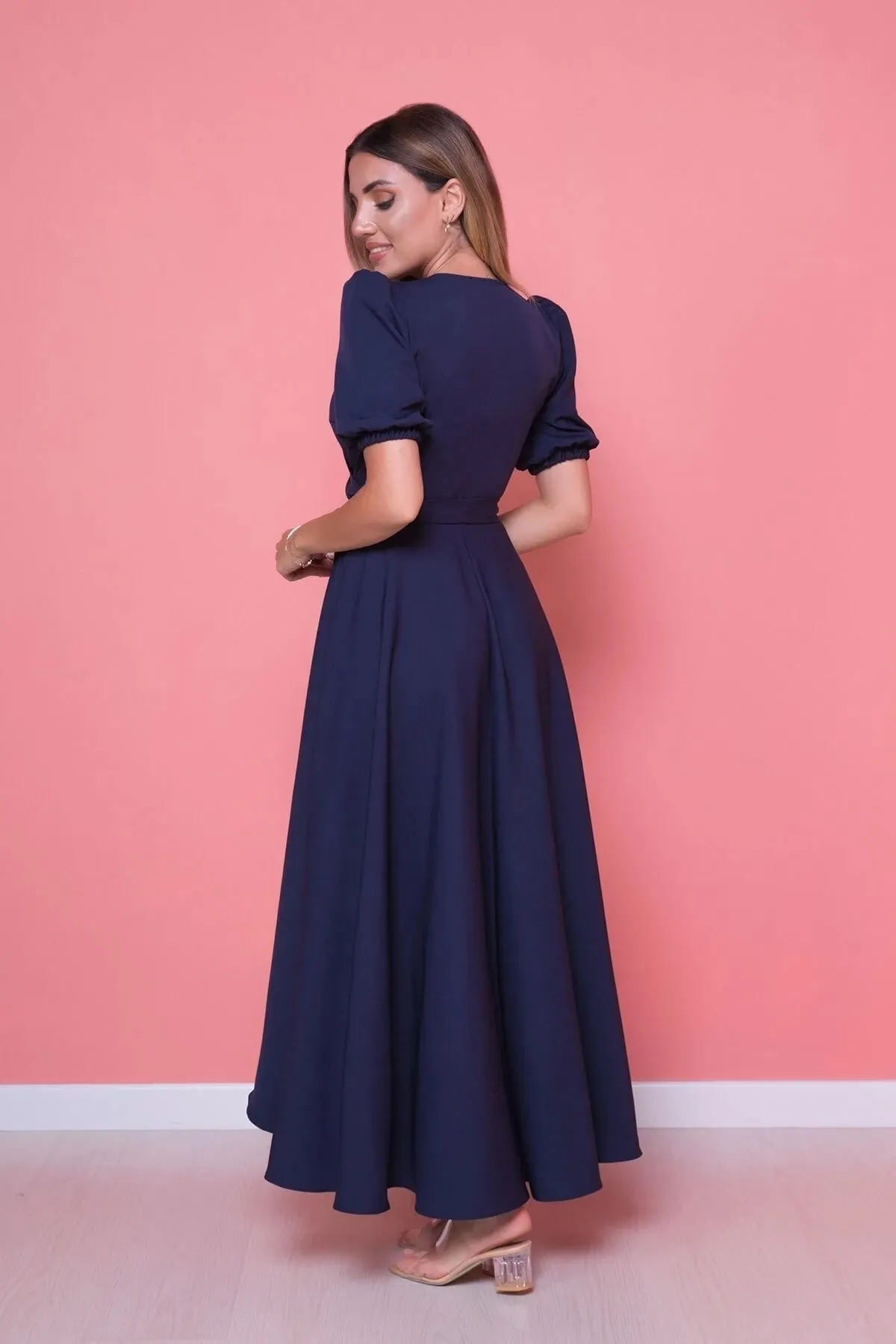lovebox  Damen-Kleid aus flexiblem Atlas-Stoff mit Gürtel, asymmetrischem Schnitt, Midi-Länge, zweireihiger Kragen, marineblaues ausgestelltes Kleid 410