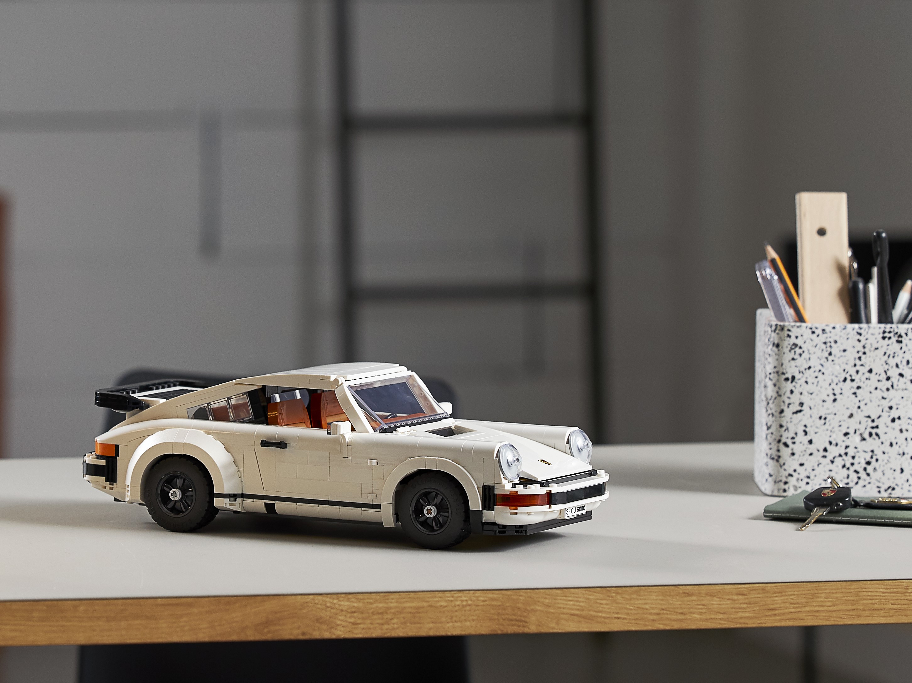 Porsche 911 10295