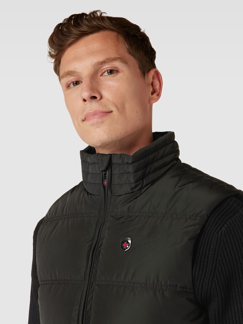 Steppweste mit Label-Applikation Modell 'SNOWDOME' in schwarz