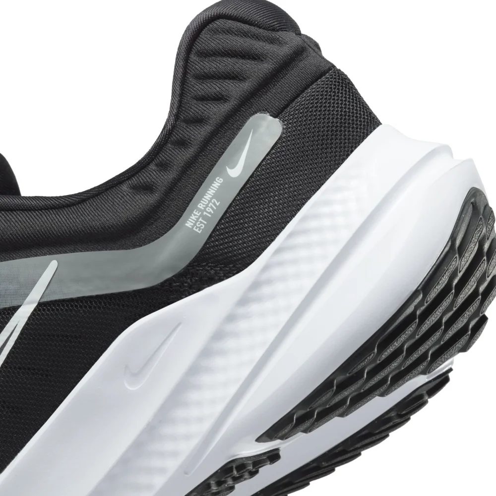 Nike Quest 5 DD0204-001 / schwarz