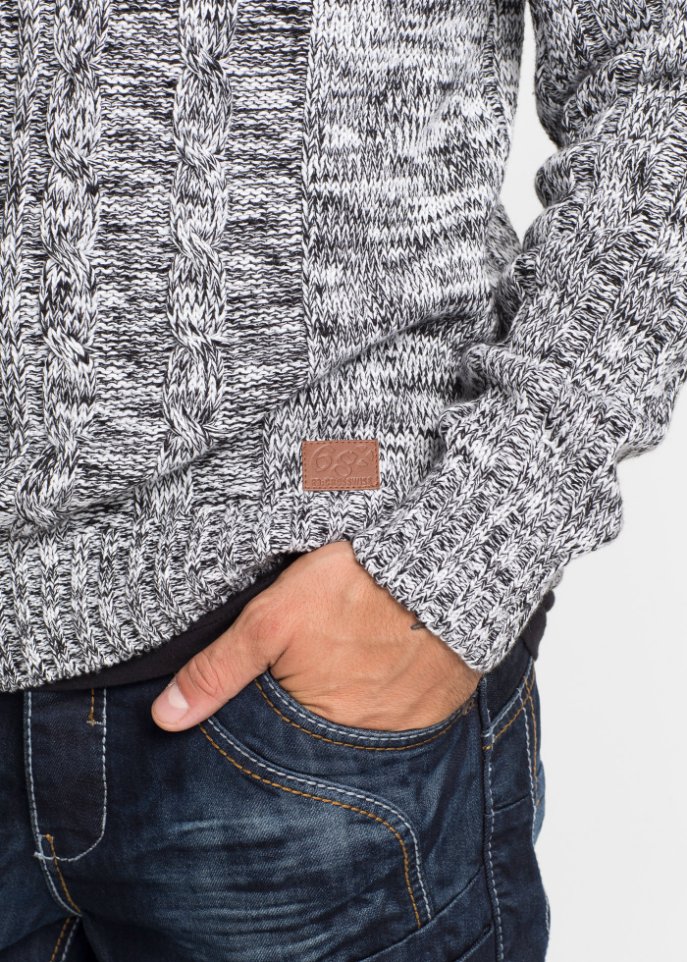 Pullover mit Kapuze