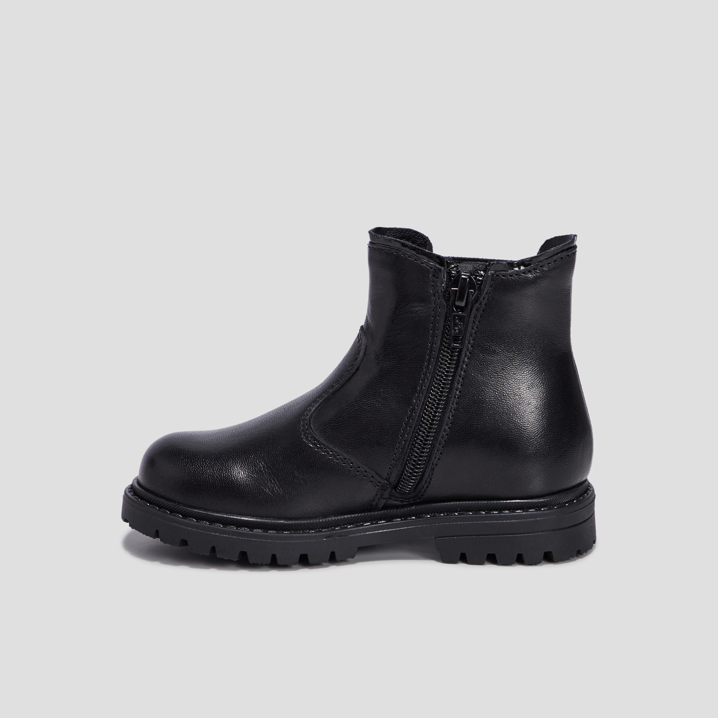 Bottines crantées en cuir noir fille | La Halle