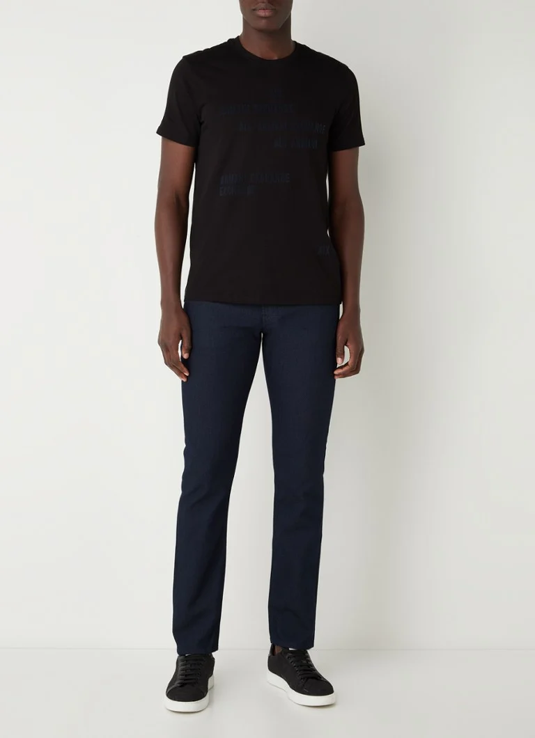 Obcisłe jeansy Emporio Armani z mikronadrukiem i stretchem
