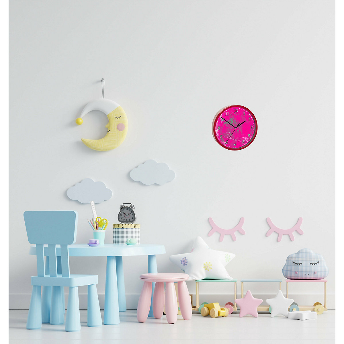 Kinder Wanduhr personalisiert mit Name Traum Pink
