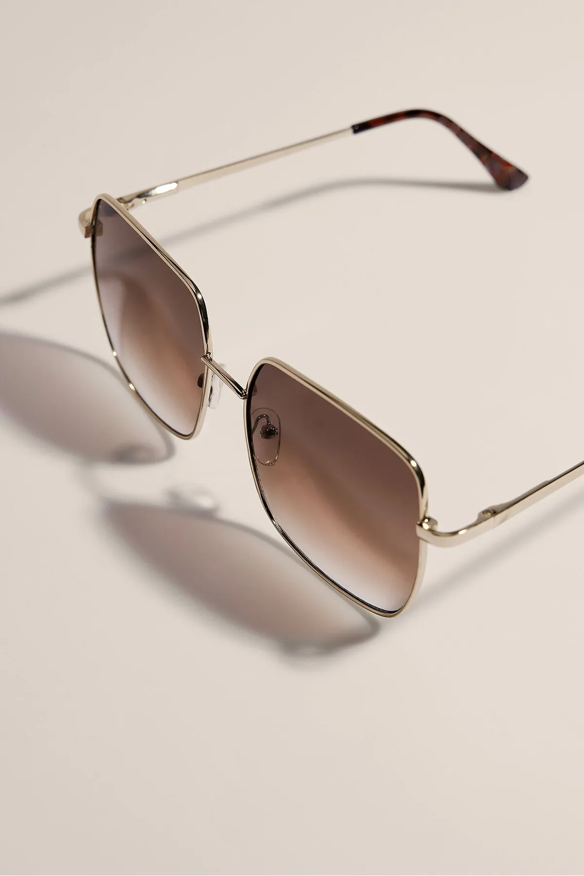 NA-KD  Brillen-Accessoire - Goldfarben - Unifarben