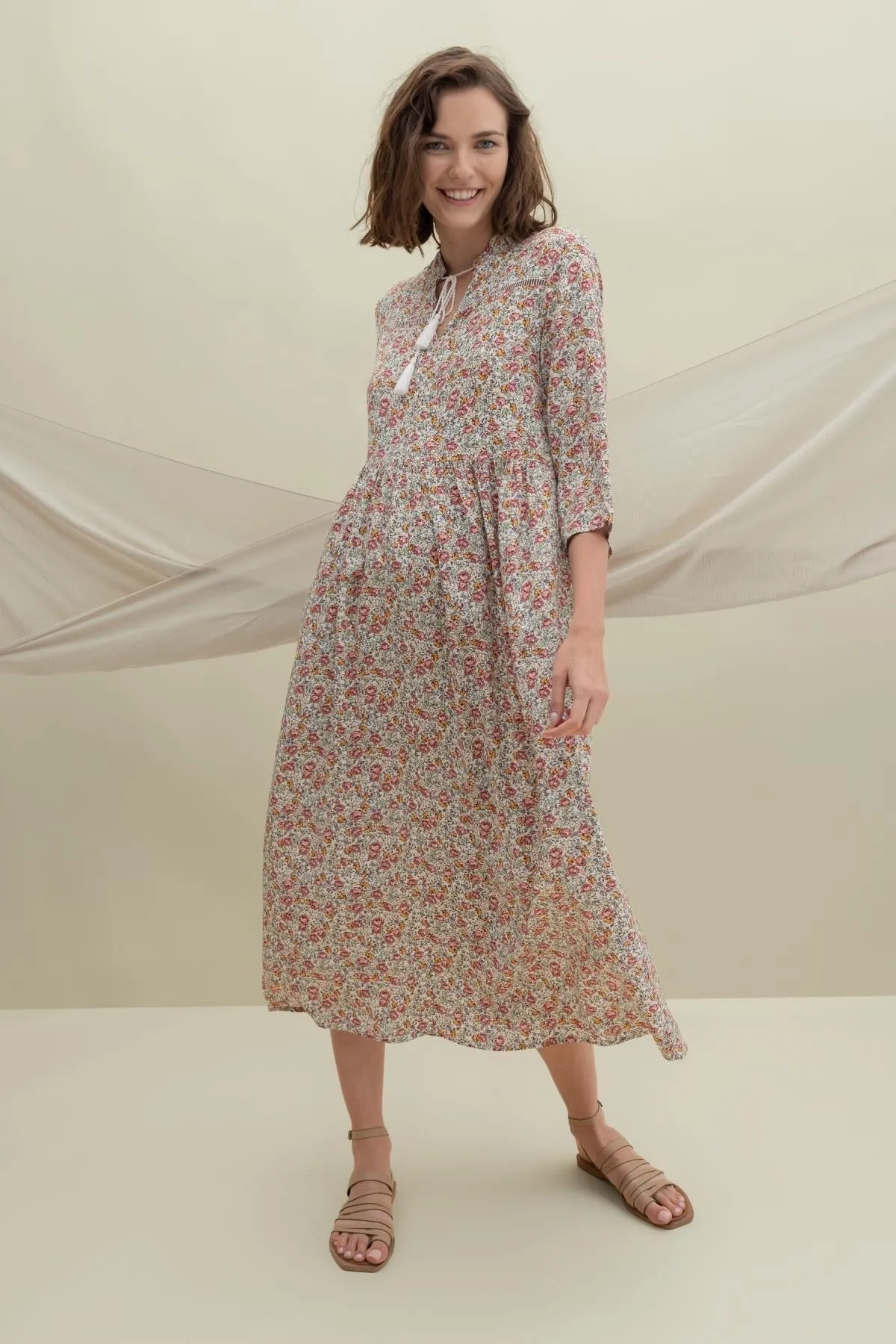 DeFacto  Prächtiges Midi-Kurzarmkleid mit Kragen