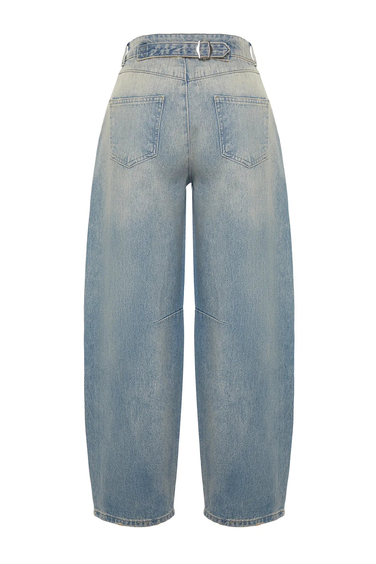 Trendyol Collection  Blaue, mit Nähten und Details versehene Barrel-Jeans mit hoher Taille TWOSS24JE00013