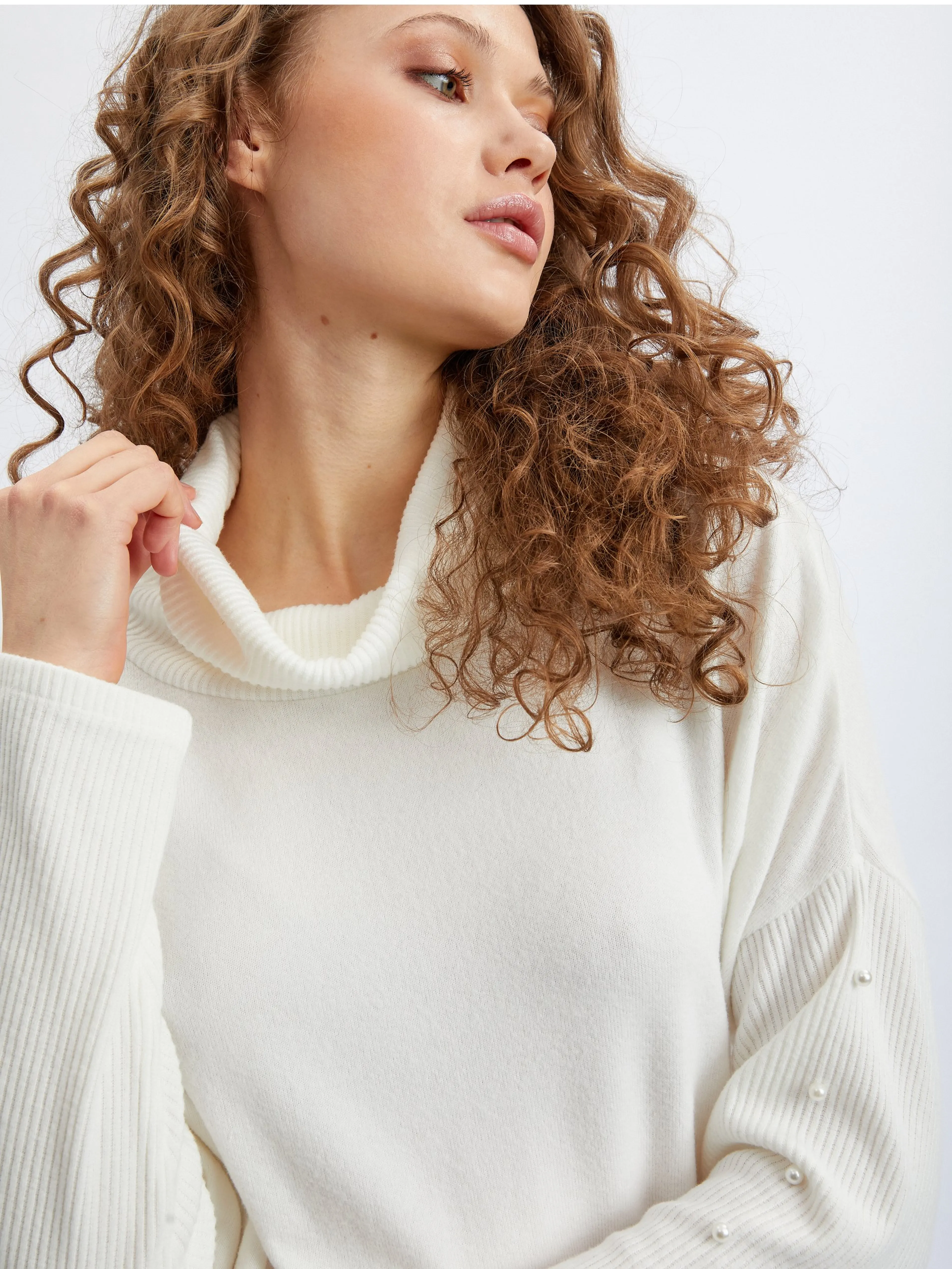 Cremefarbener Damen-Rollkragenpullover ORSAY