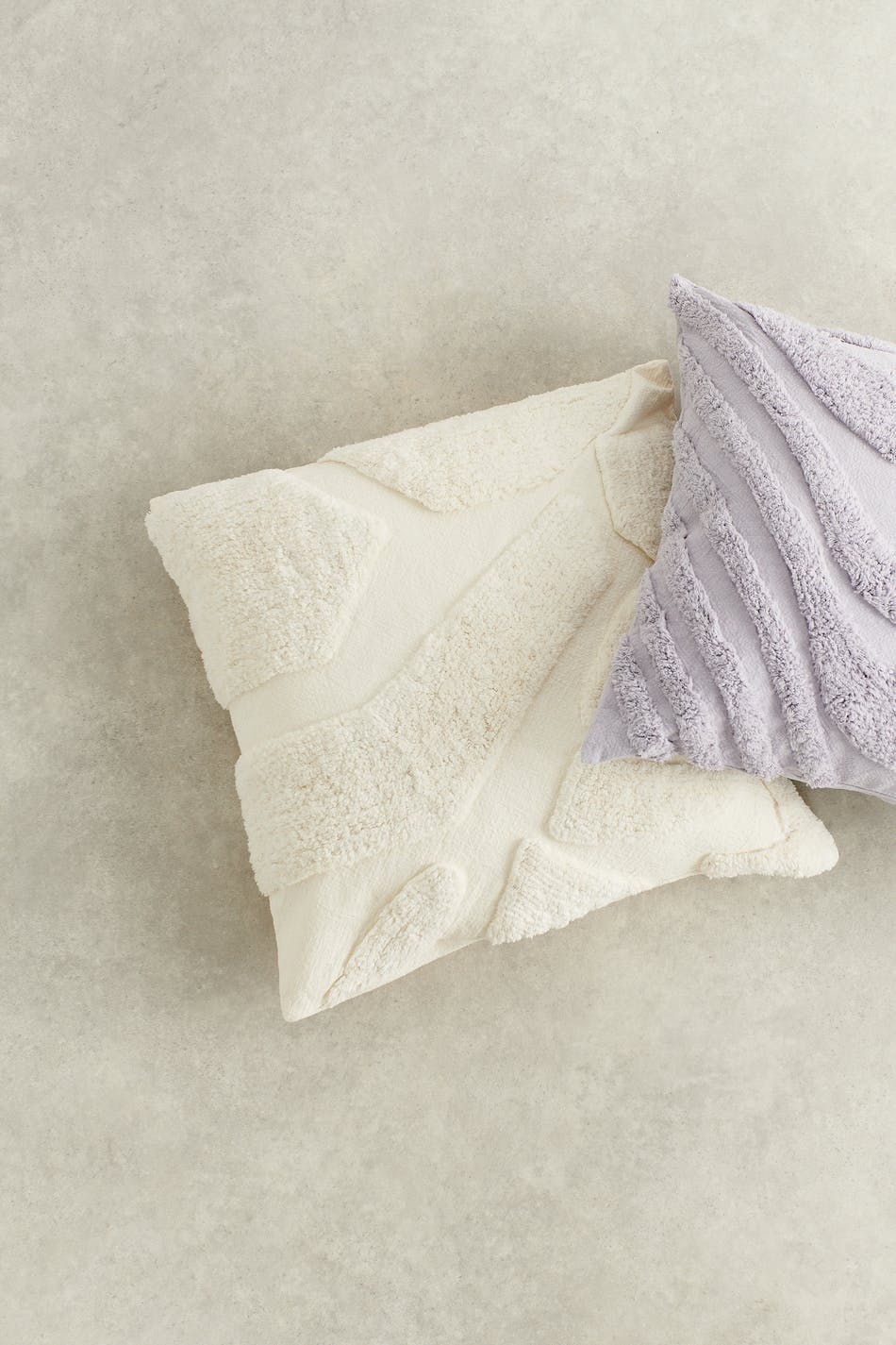 Tufted cushion cover
