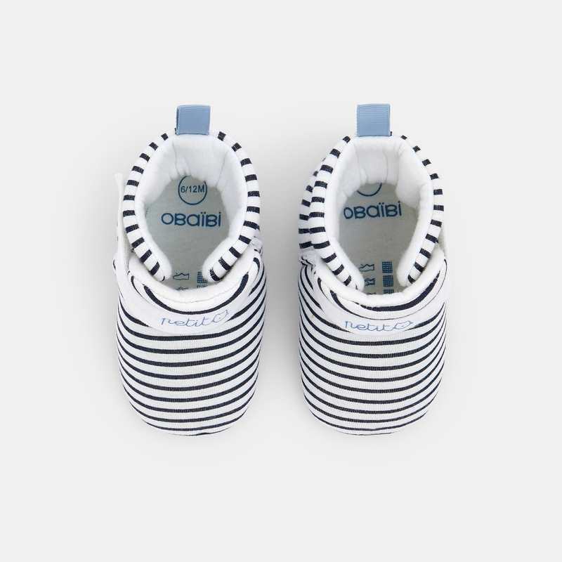Chaussons valise maternité rayés bleus naissance