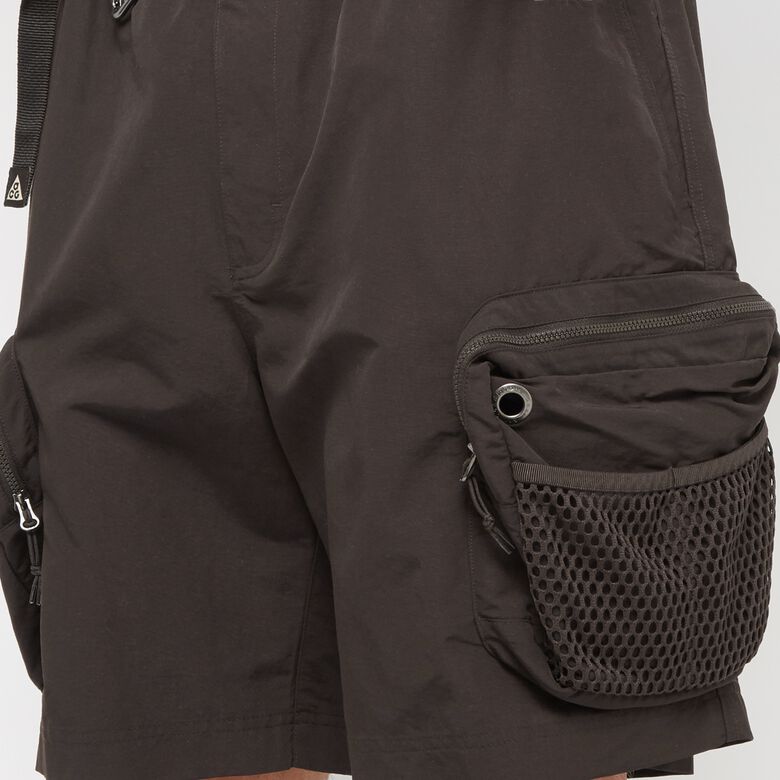 NIKE ACG Snowgrass Cargo Short velvet brown/black/sanddrift