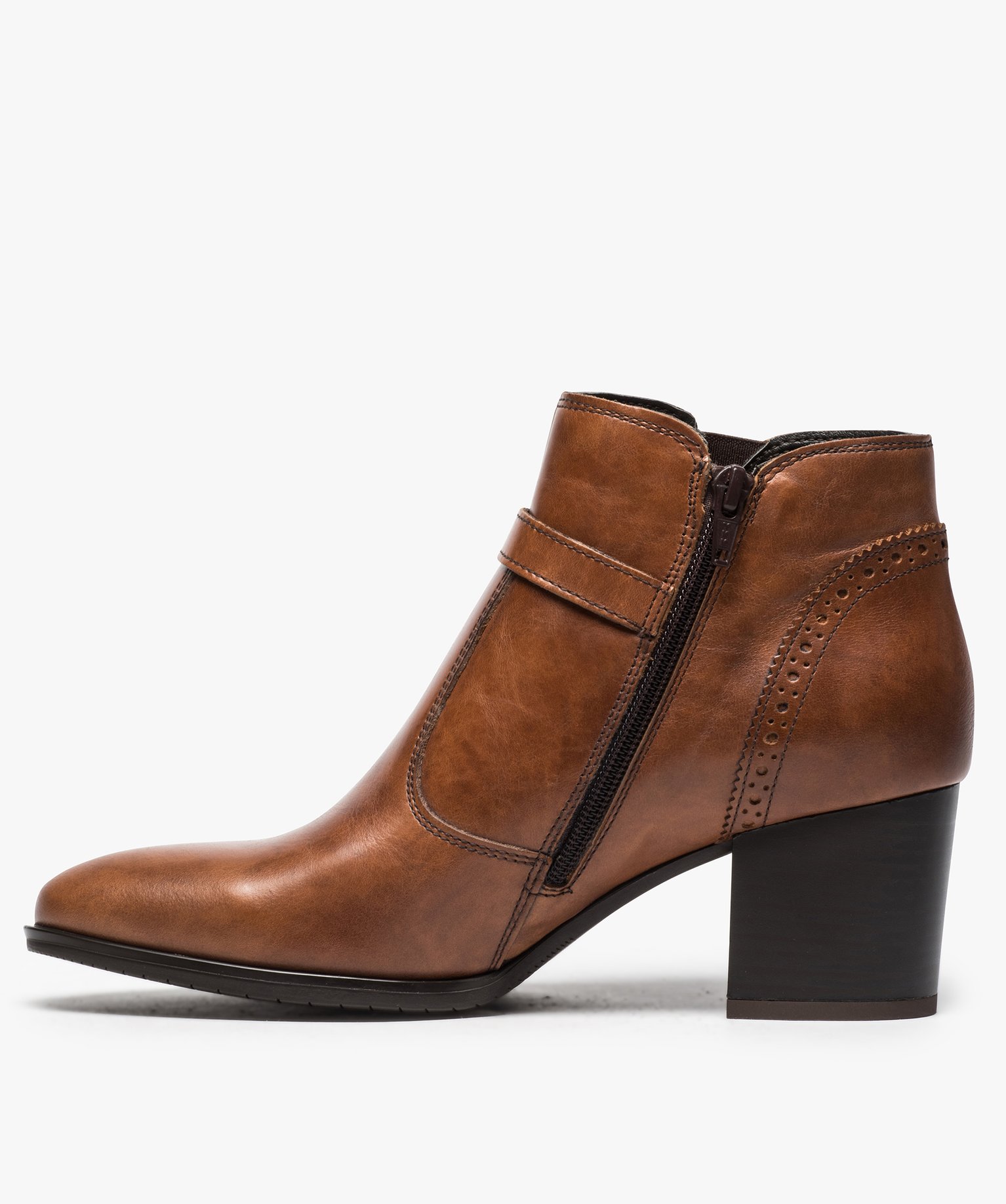 Boots pour femme avec bride et boucle métallique sur le cté camel | GEMO