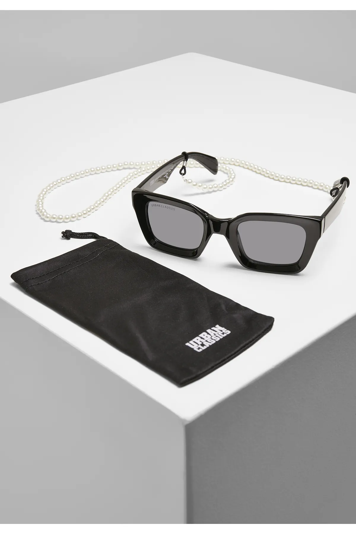 Urban Classics  Unisex-Sonnenbrille Poros mit Kette