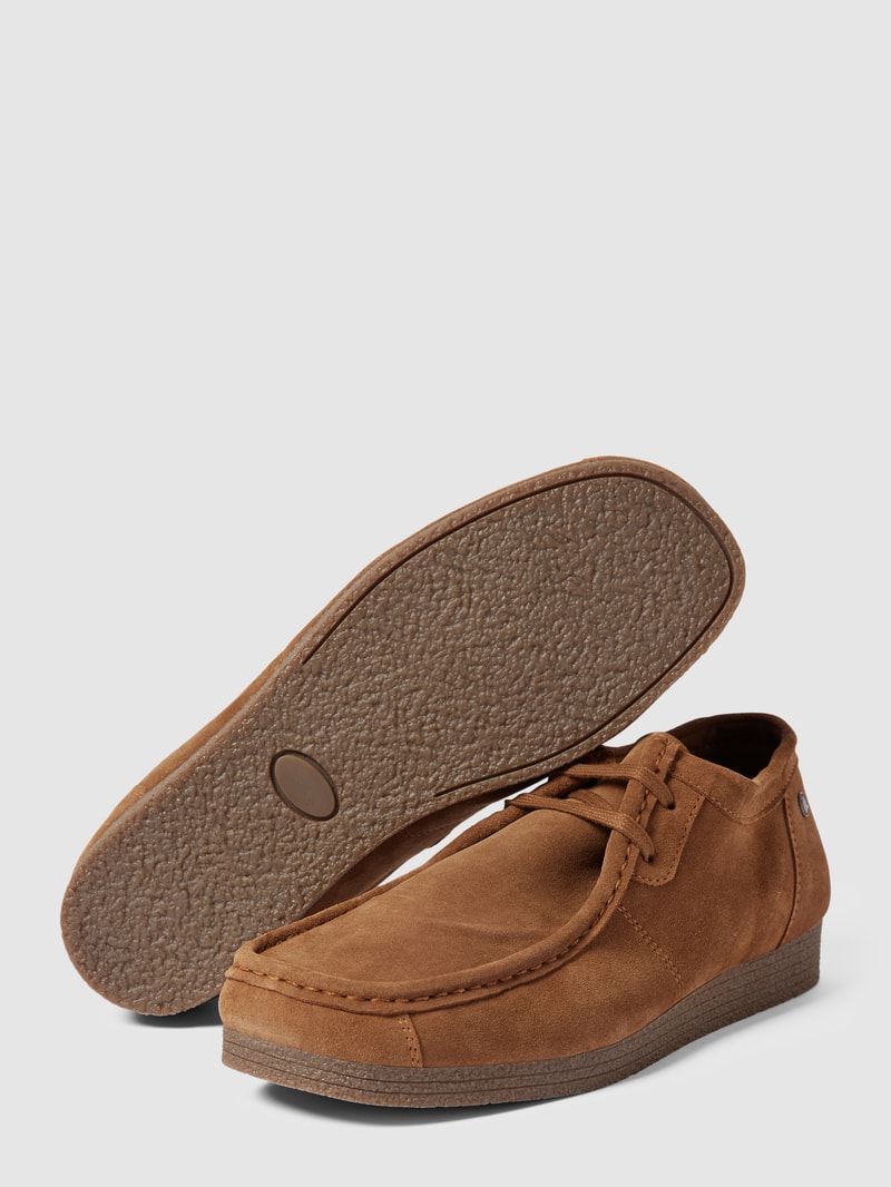 Schnürschuhe mit Label-Details in cognac