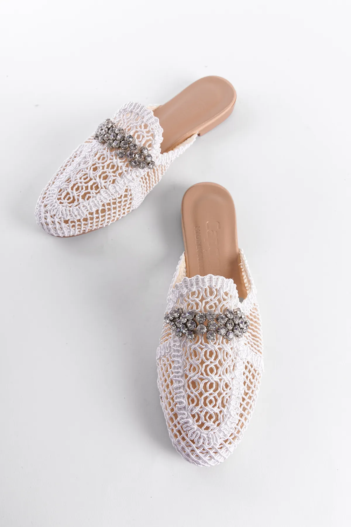 Capone Outfitters  Gestrickte Strickwaren Stoned Closed Toe Damen Hausschuhe