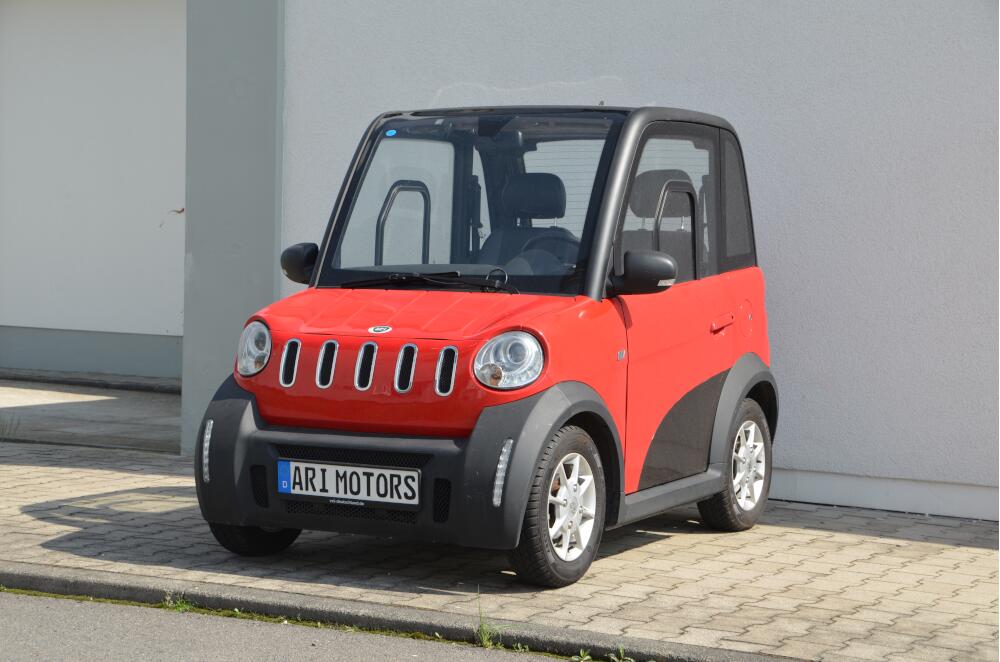 ARI Motors ARI 802 Elektrofahrzeug E-Auto Leichtfahrzeug 80 km/h weiß