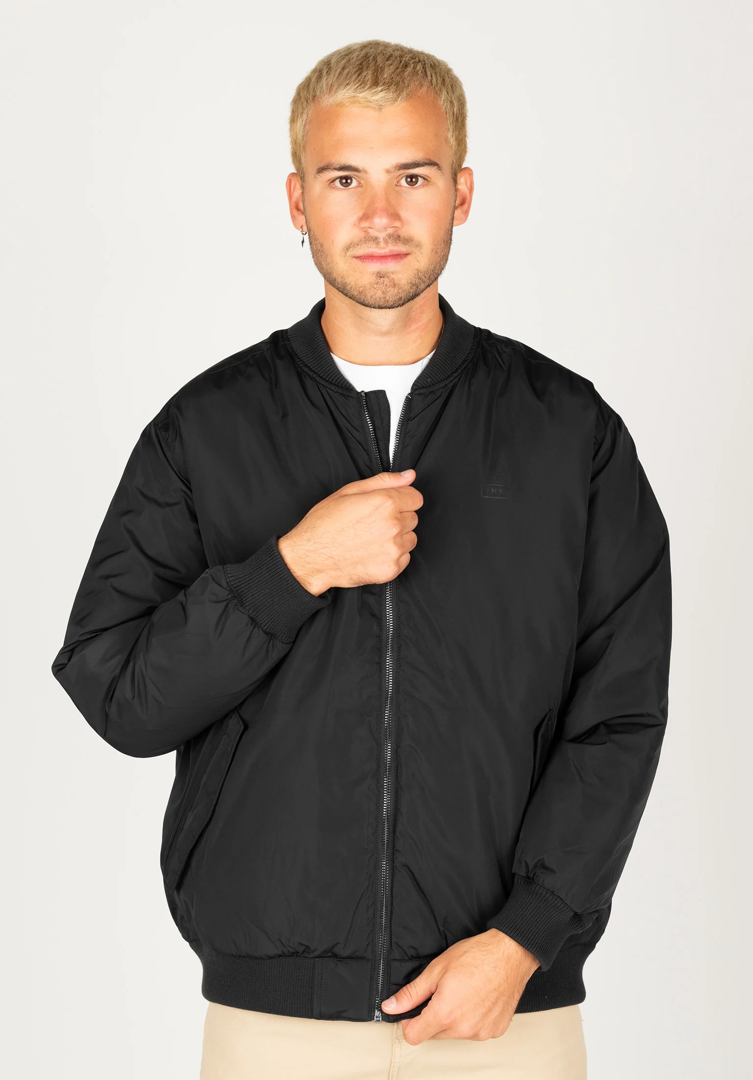 Bellis Bomber