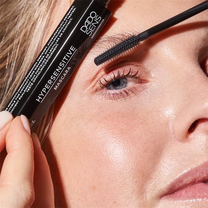 MASCARA BLACK