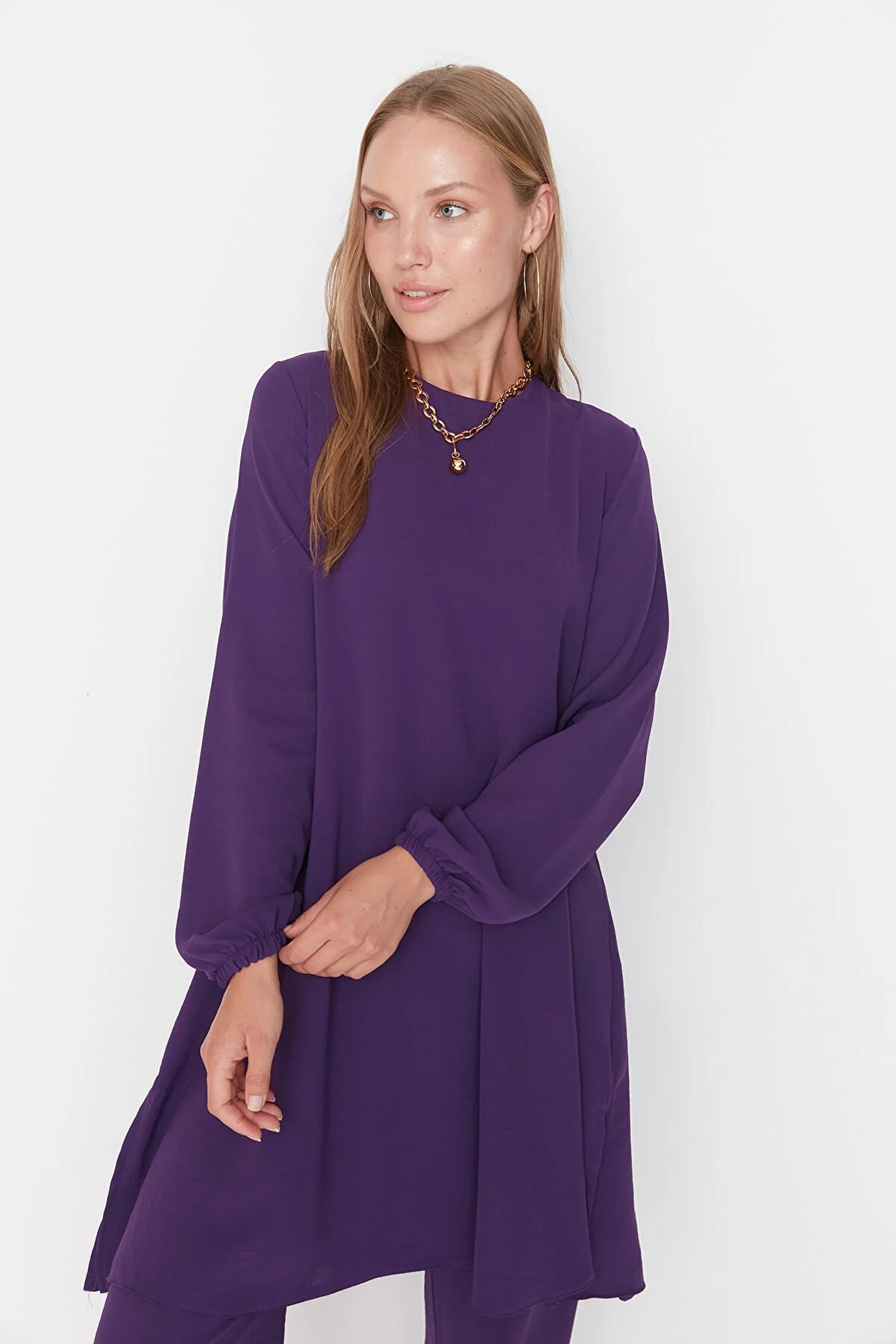 Trendyol Modest  Lila Aerobin Tunika-Hose mit elastischen Ärmeln und weitem Bein, gewebter Anzug TCTSS22US0023