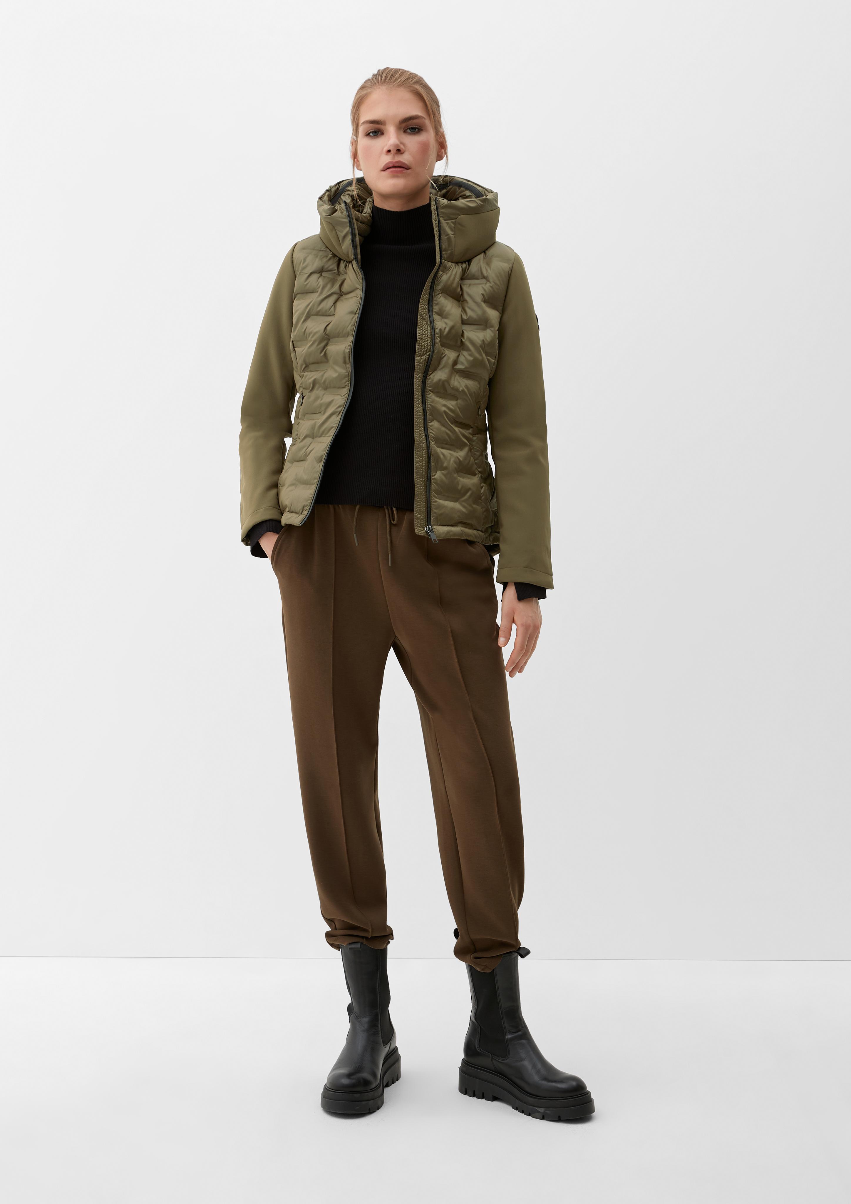 Jacke mit verstaubarer Kapuze  EME-2120478-7946