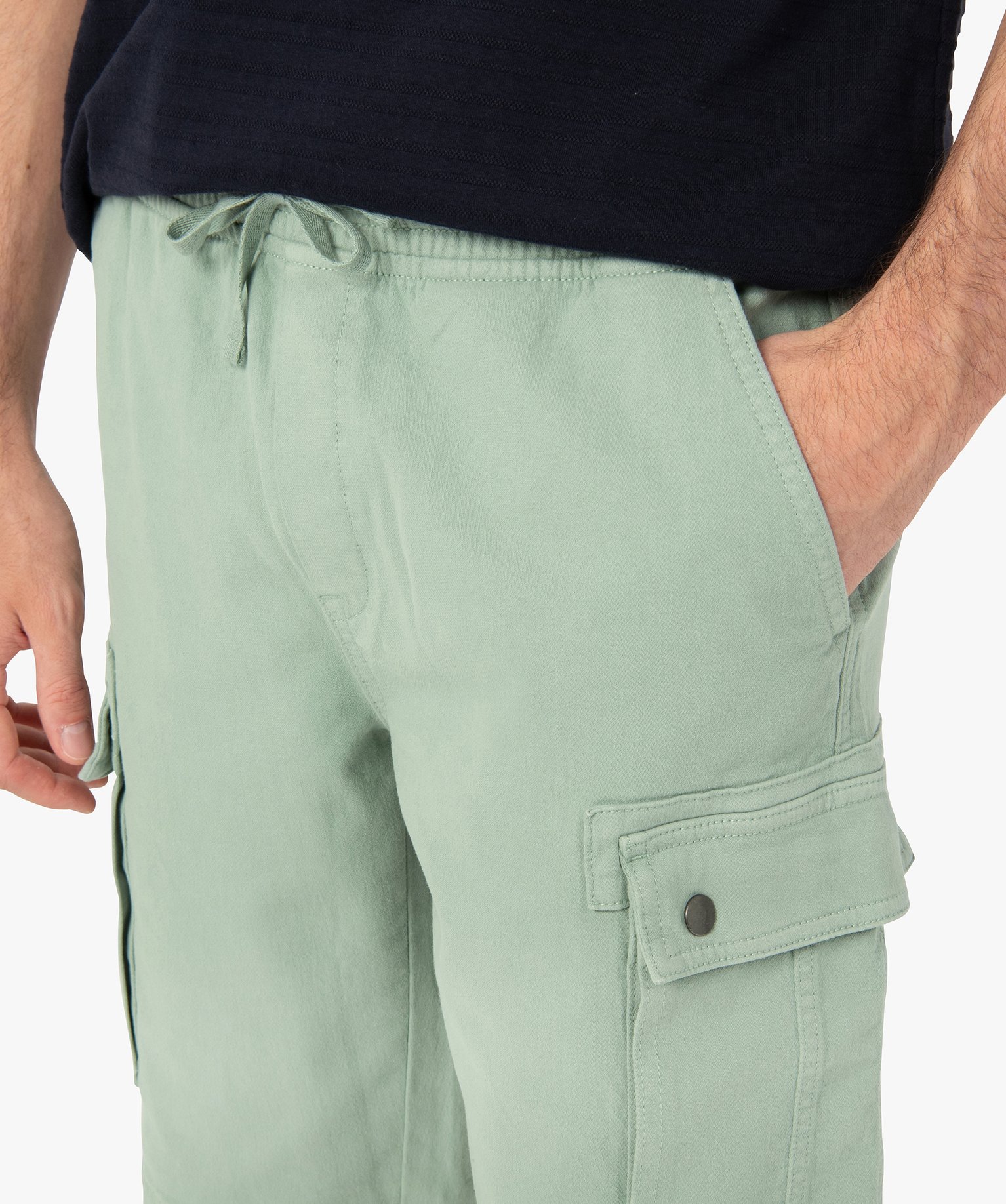 Bermuda homme coupe cargo au coloris unique vert | GEMO