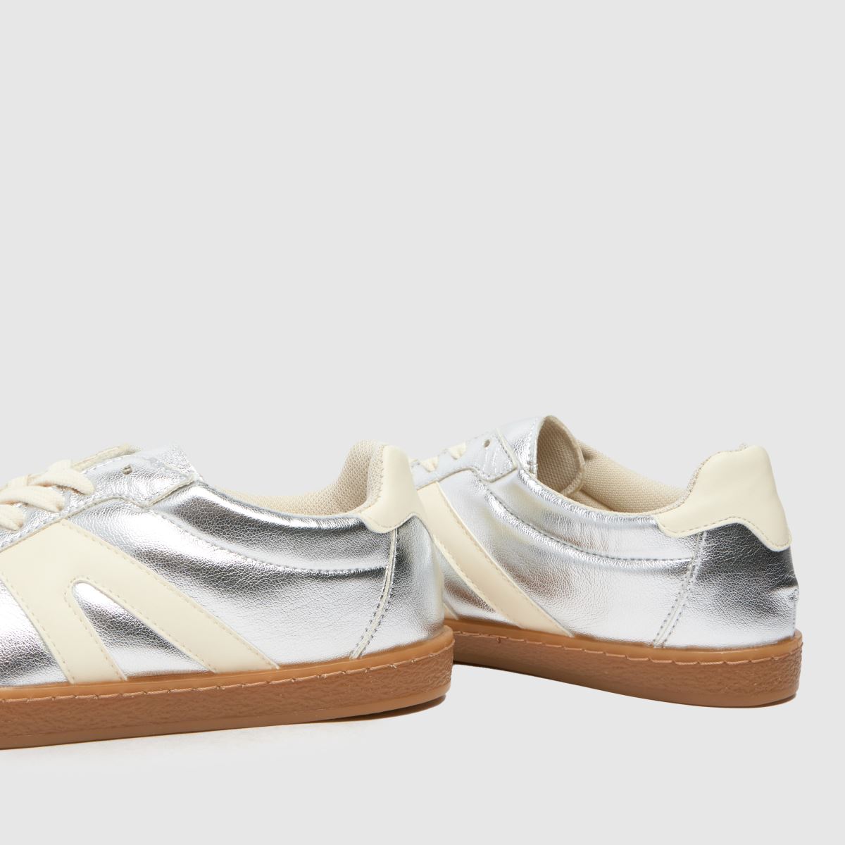 Schuh Marnie edzőcipők ezüst színben