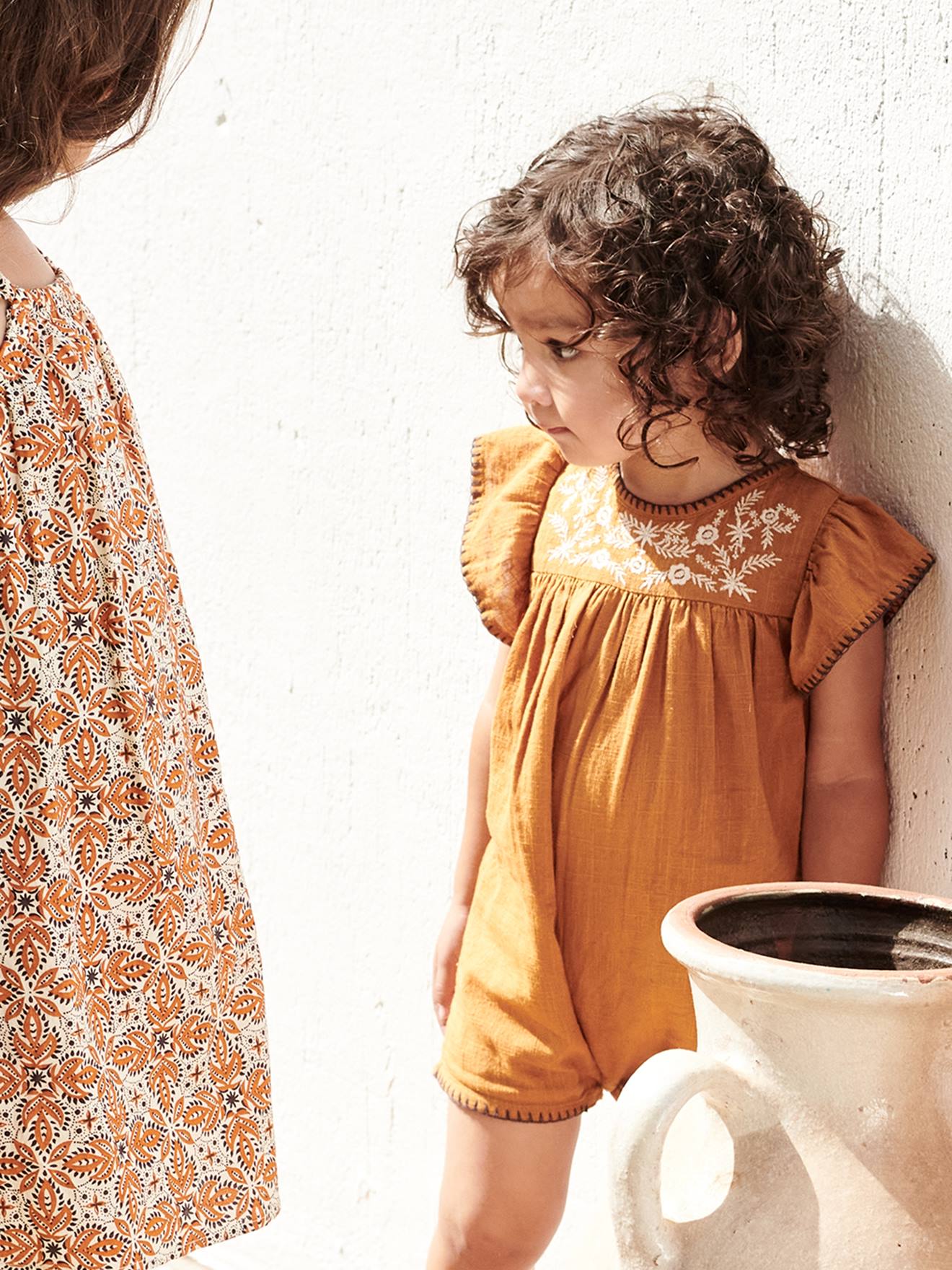 Combishort bébé brodé caramel