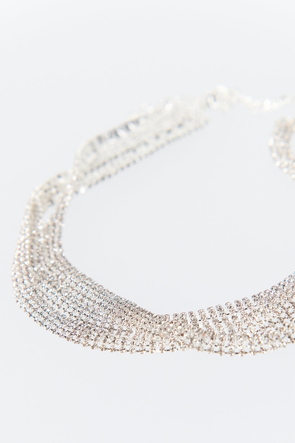 Twisted rhinestone necklace