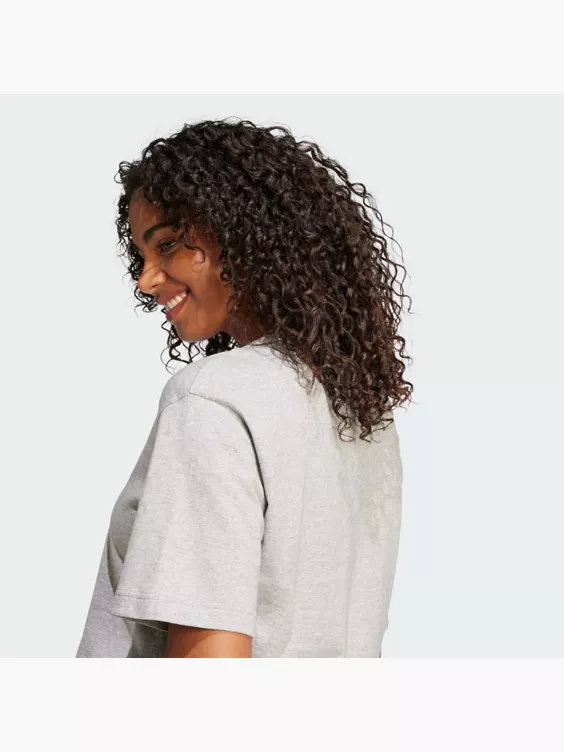 adidas Essentials Big Logo Boyfriend T-Shirt