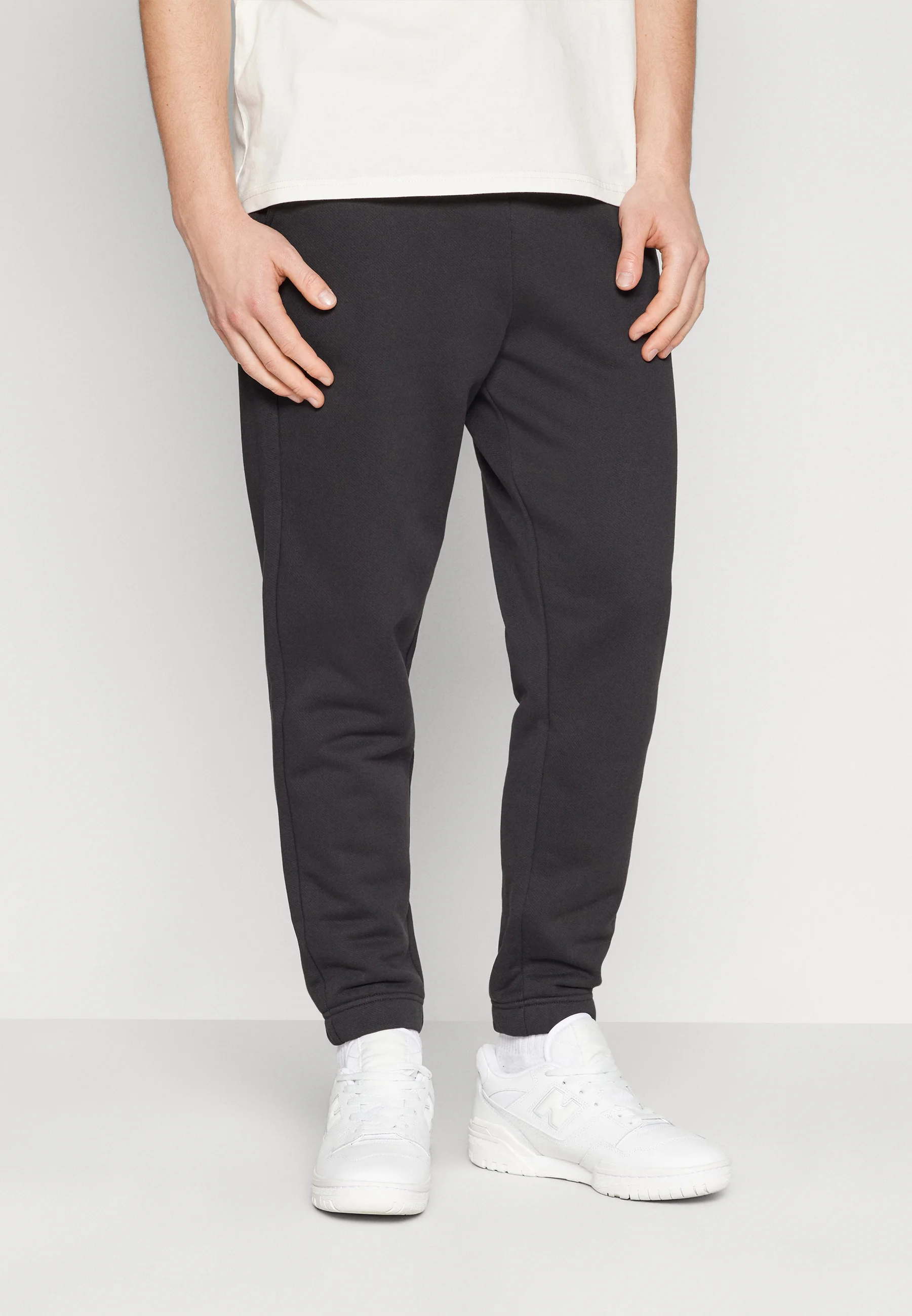 Pantalones deportivos Tommy Jeans BADGE JOGGER