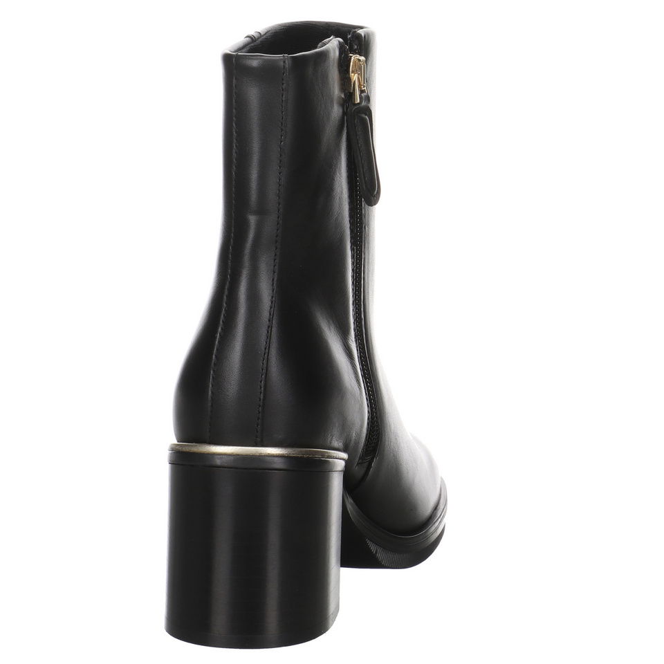 Tommy Hilfiger Feminine TH Hardware Mid Bootie