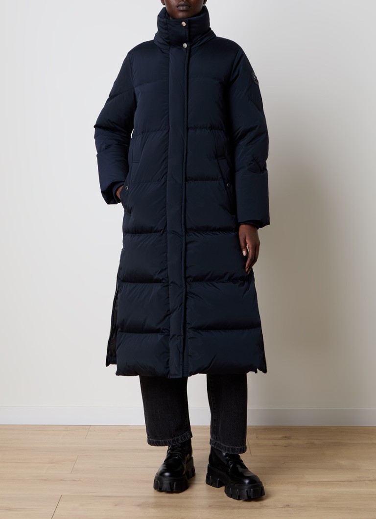 Parka matlasată Woolrich Aurora cu umplutură de puf și glugă detașabilă.