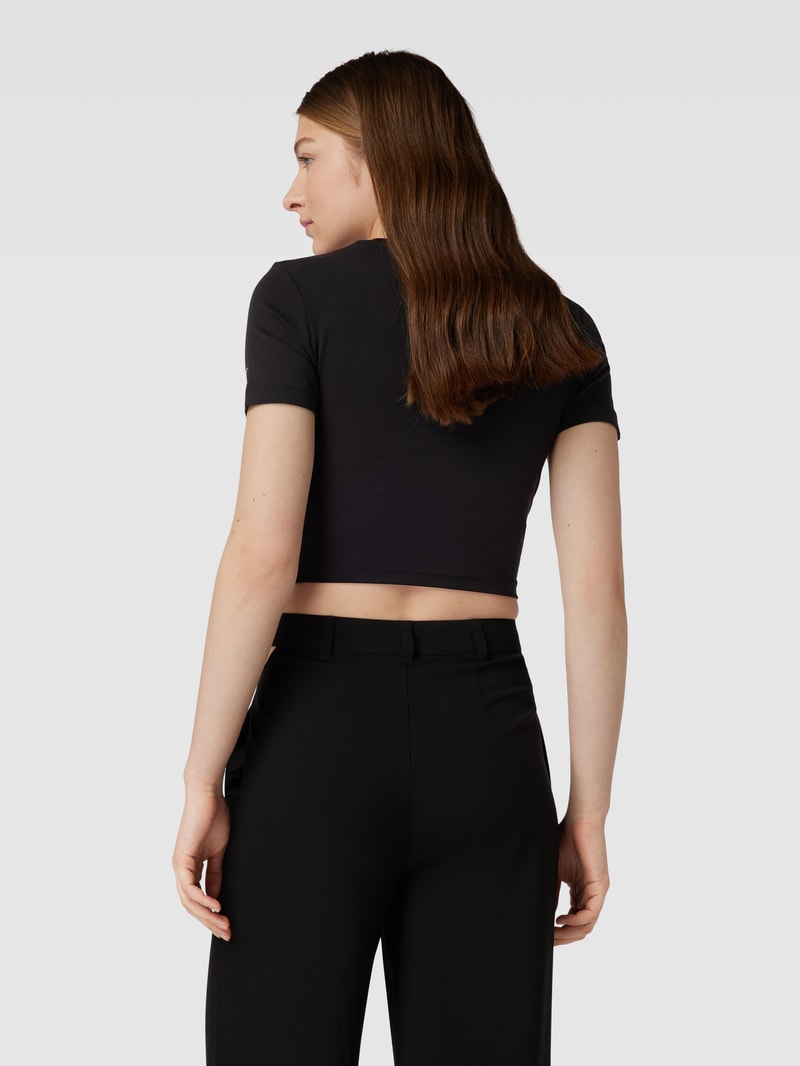 Cropped T-Shirt mit Label-Stitching in black