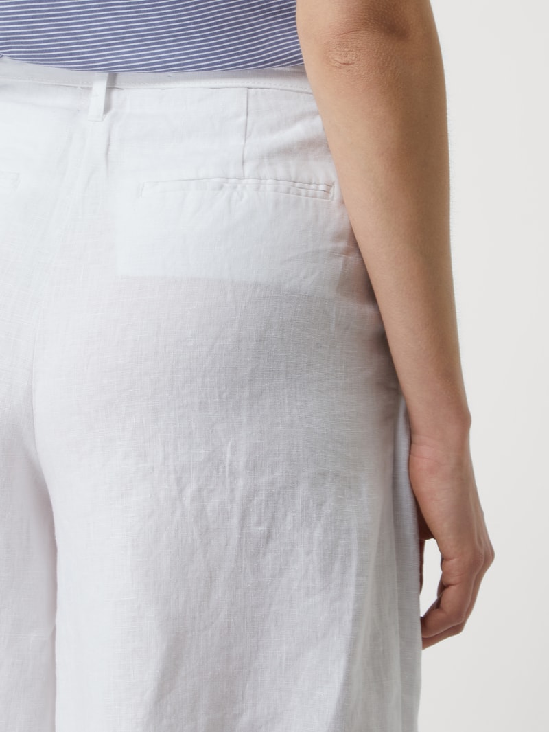 Bermudas aus Leinen in weiß