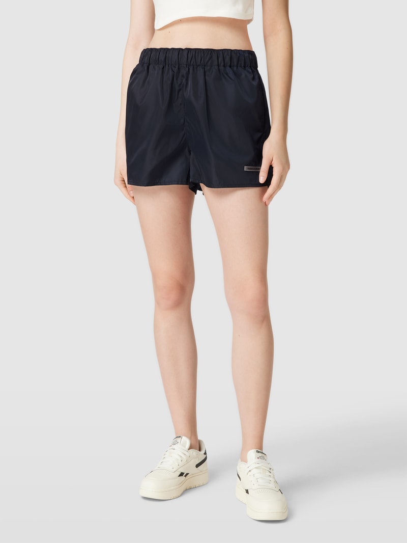 Bermudas mit elastischem Bund in schwarz