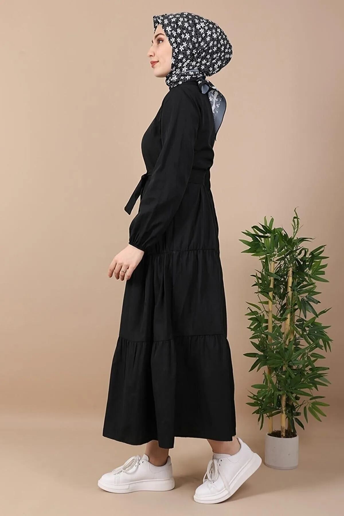 VOLT CLOTHİNG  Kleid mit Hemdkragen und Knöpfen