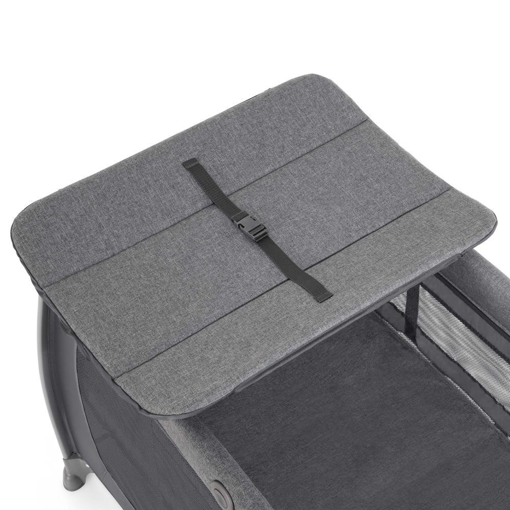Hauck Baby-Reisebett Play'n Relax Center - Melange Charcoal, 7-tlg., Kinderreisebett mit Matratze, Insektenschutz, Wickelauflage - faltbar