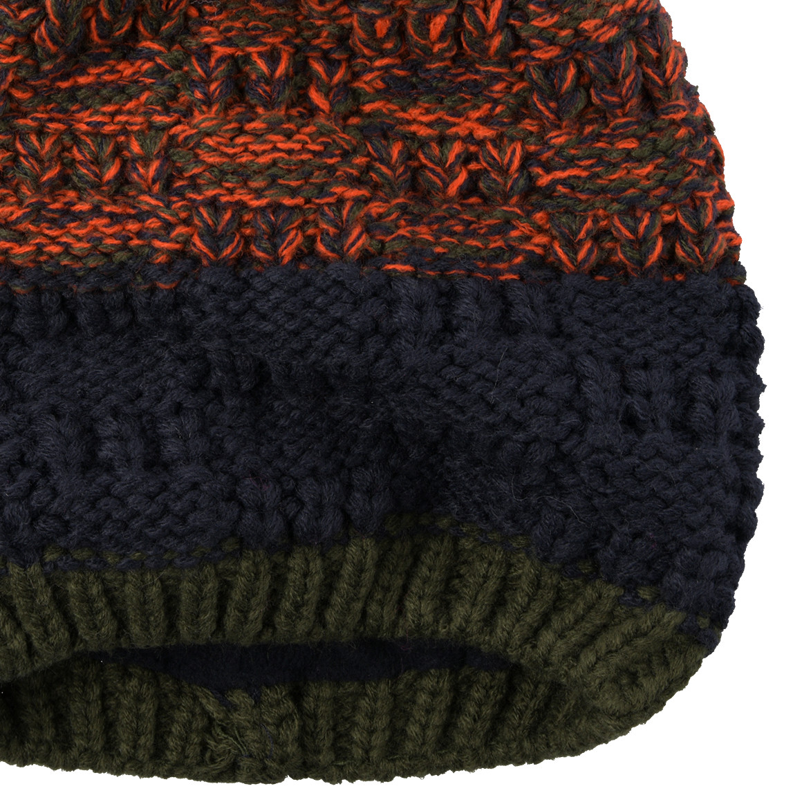 Jungen Strickmütze mit Pompon