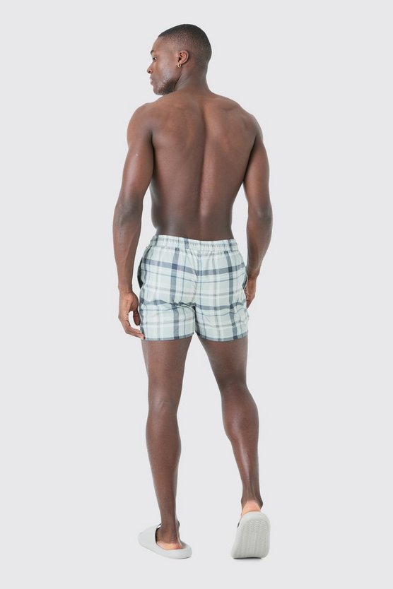 Kurze karierte Badehose