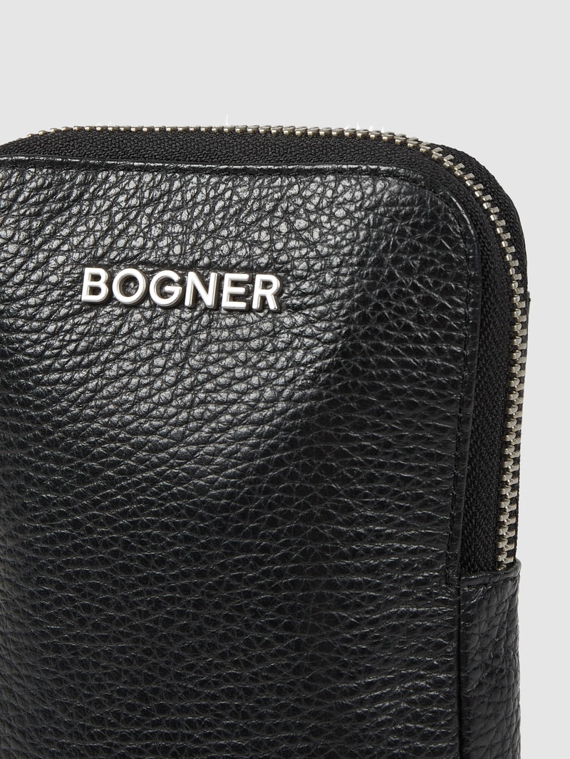 Handytasche aus Leder Modell 'Andermatt Johanna' in schwarz