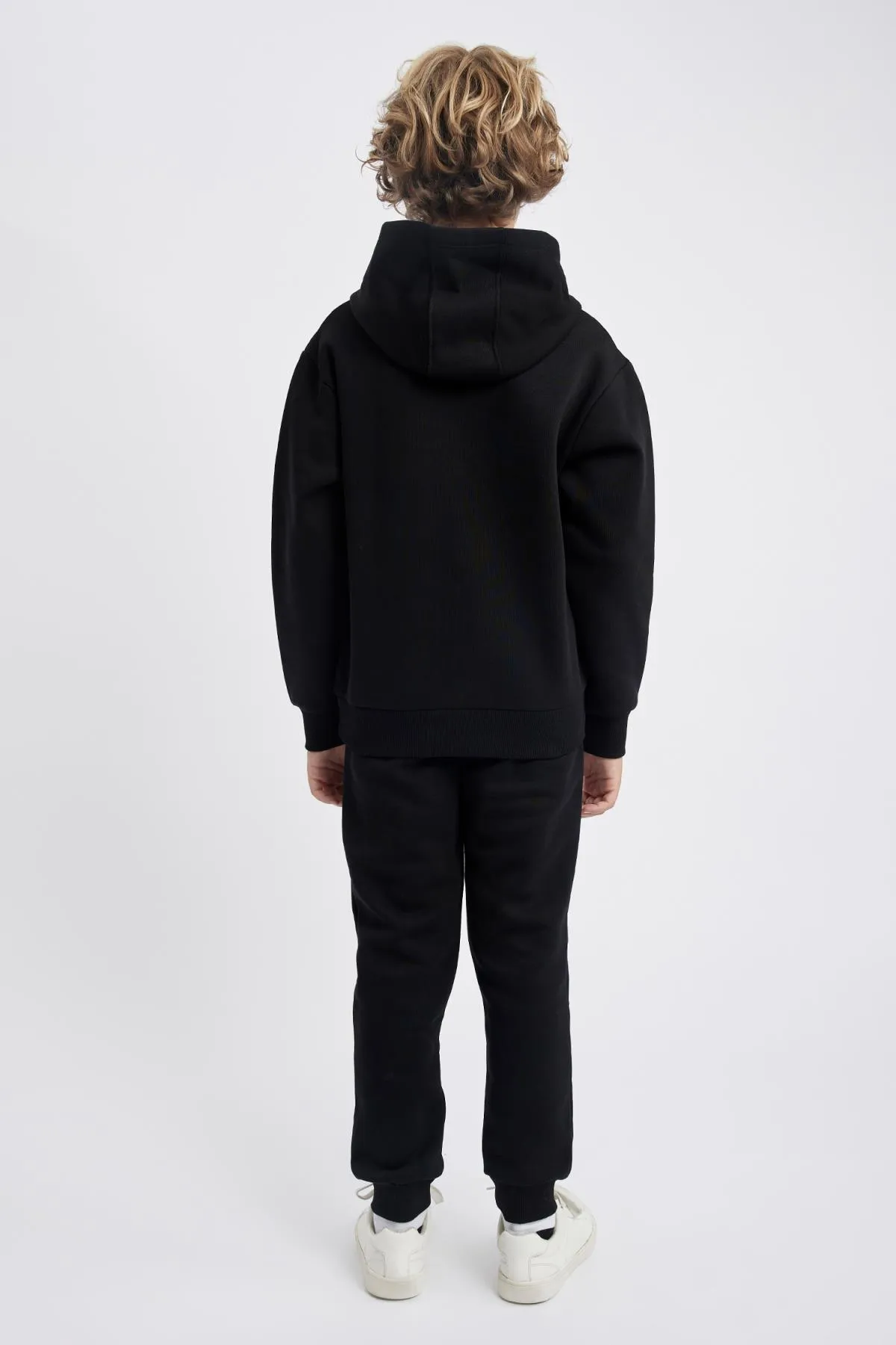 DeFacto  Zweiteiliges Set aus bedrucktem Sweatshirt und Trainingshose für Jungen