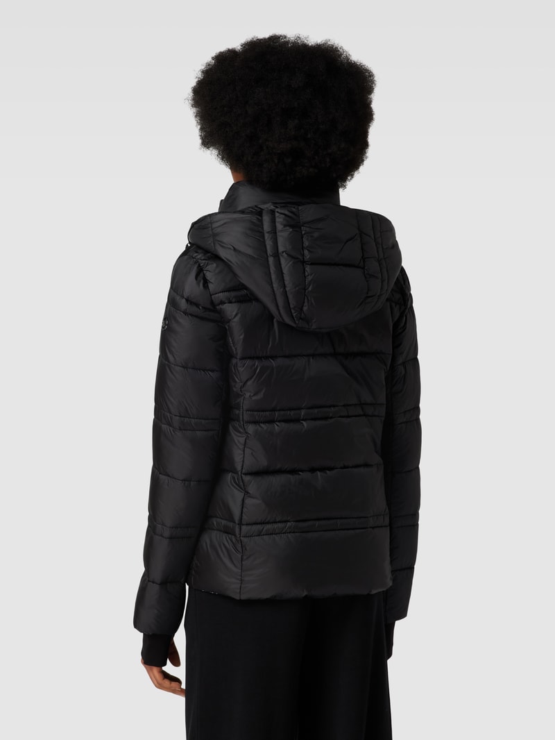 Steppjacke mit Label-Details in schwarz