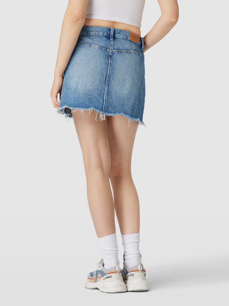 Jeansrock mit ausgefranstem Saum Modell 'WRAP' in jeans