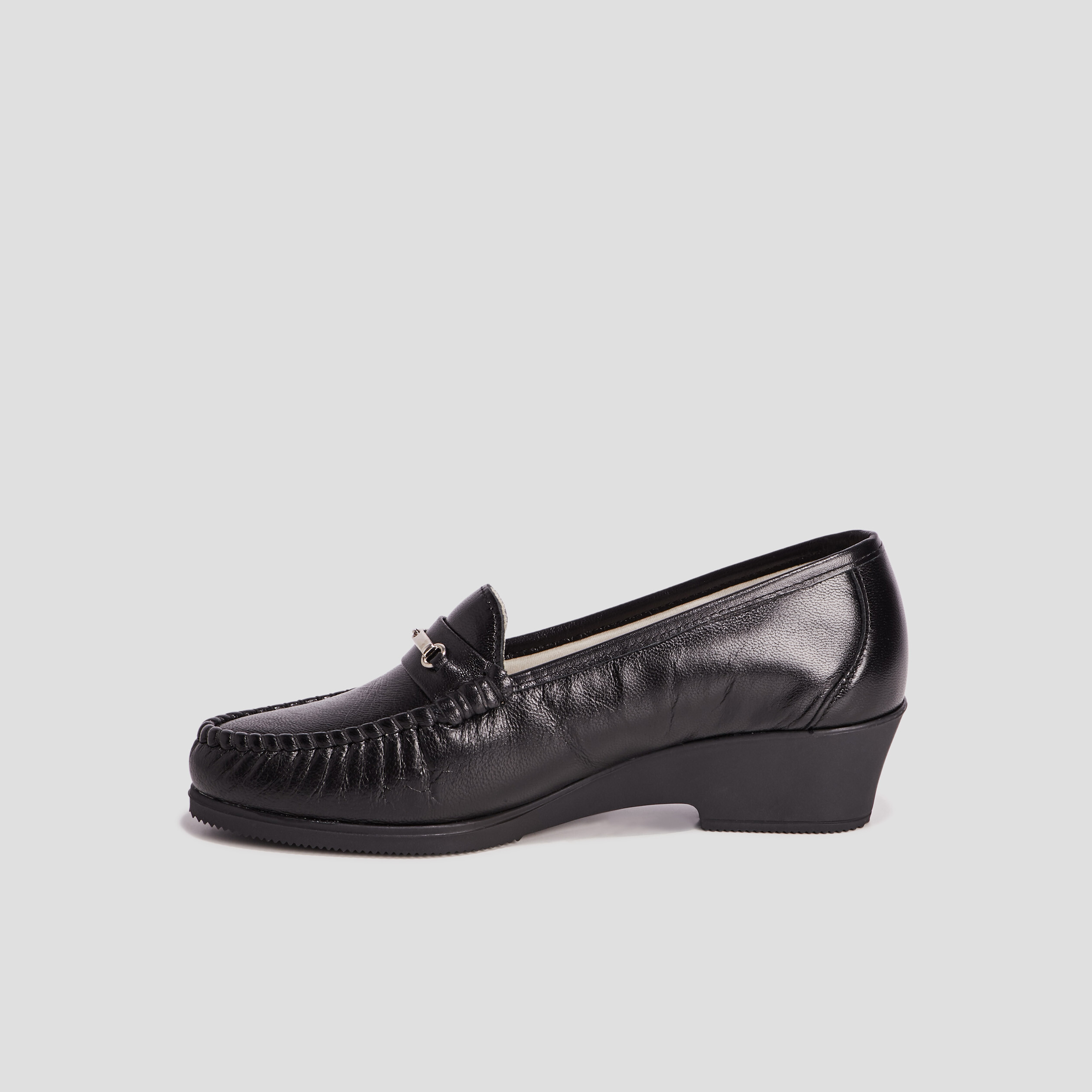 Mocassins en cuir compensés pied large noir femme | La Halle