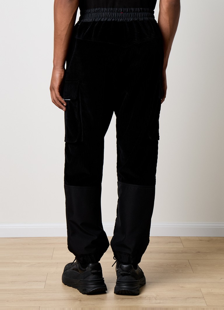 Pantaloni cargo Moncler Slim Fit cu logo brodat